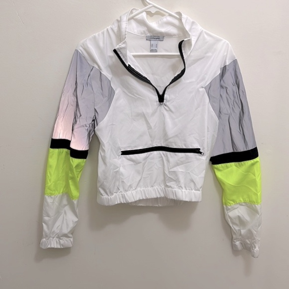 Charlotte Russe Long Sleeve Reflective Windbreaker Crop Top, Size Medium
